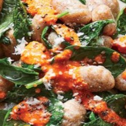 Gnocchi With Spinach and Pepper Sauce