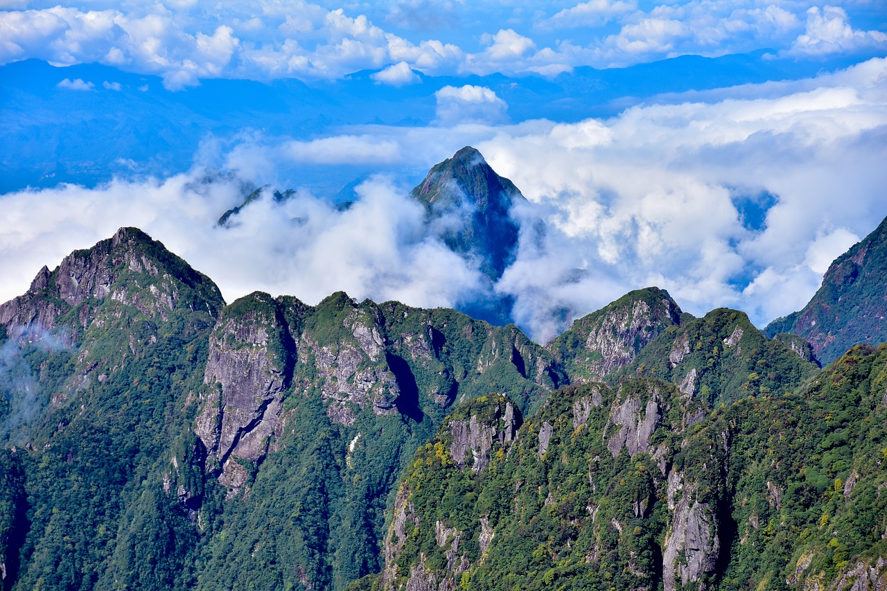 Laos Mountain Peak, Phou Bia.