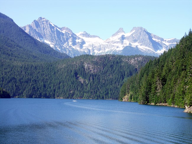 Ross Lake offers outstanding paddling and boating opportunities, within a mountainous wilderness setting. ( Images, R.Seifried)