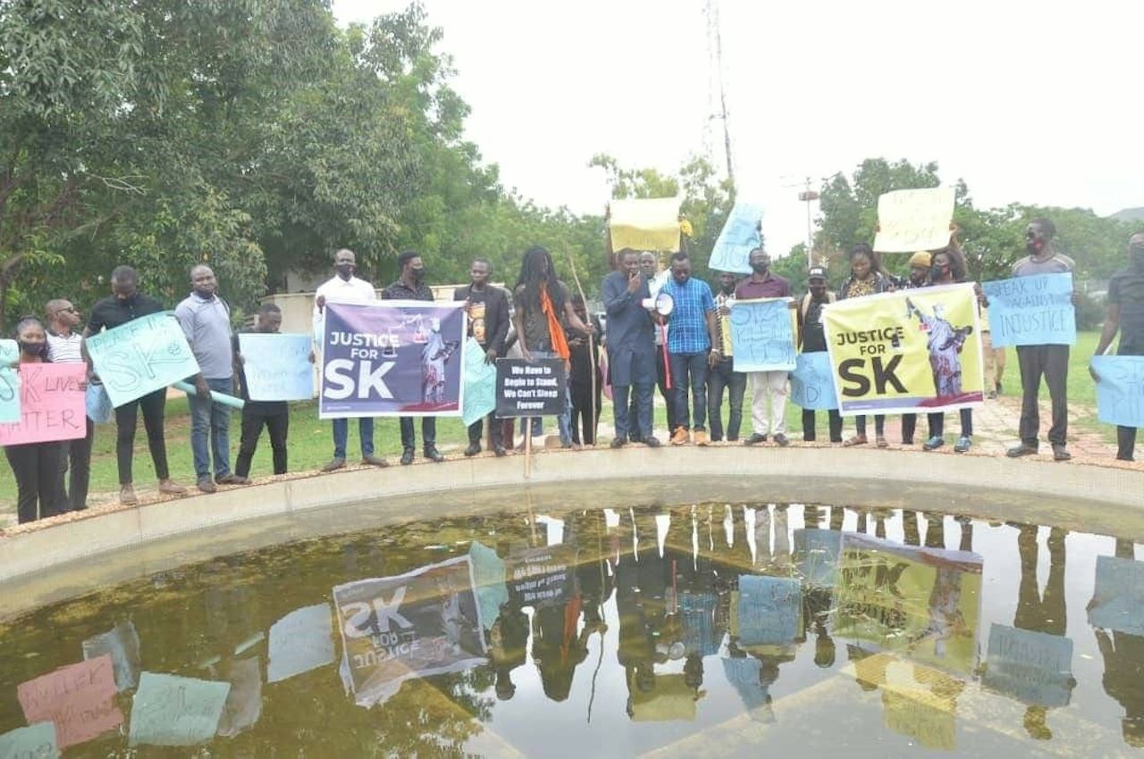 Protesters in Abuja, 23 July. (Image by Wardesk)