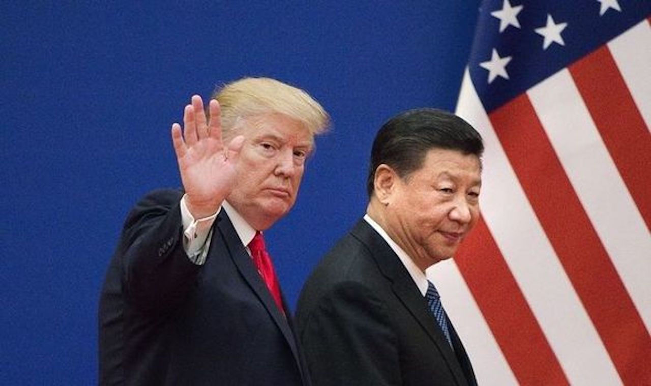 Chengdu: US leaves consulate amid row with China
