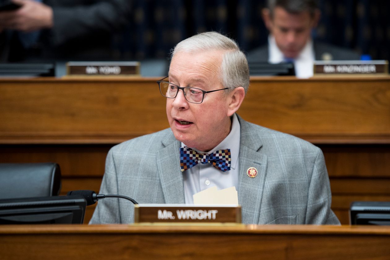 Rep. Ron Wright, R-Texas, died Sunday from Covid-19, his office said Monday