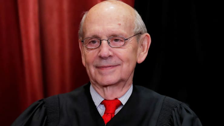 U.S. Supreme Court Associate Justice Stephen Breyer is seen during a group portrait session for the new full court at the Supreme Court in Washington, November 30, 2018. (Image by Jim Young/Reuters)